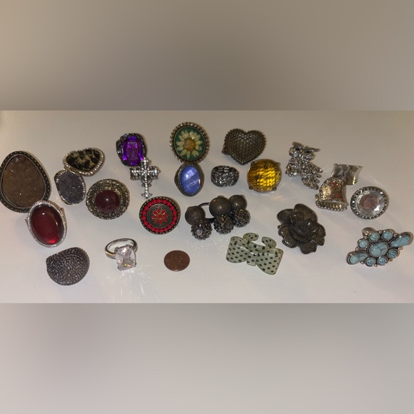 Fun, Various Multi-Color Women's Costume Rings Bundle - Picture 1 of 4